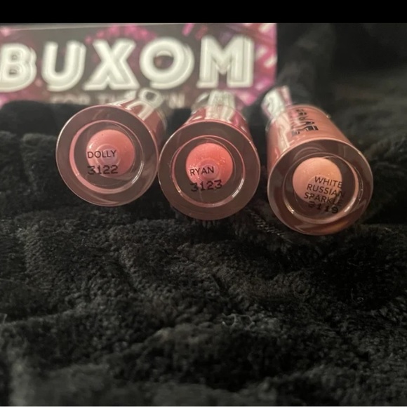 BUXOM Mini Full-On Plumping Lip Polish 🛒 - Picture 4 of 7